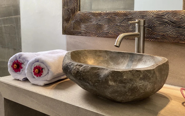 Wide Sands Beach Retreat