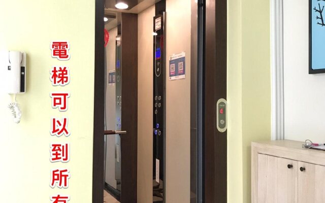 Happiness station B&B