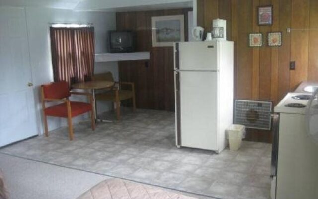 Summerside Motel