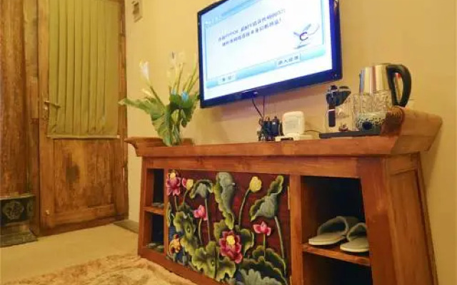 Lijiang Emerald Bay Inn