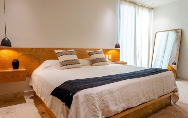 Elements 124 - No Ota 2 Bedroom Condo by RedAwning