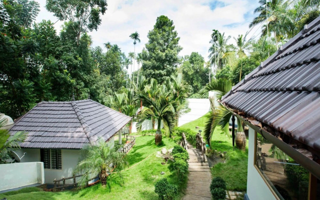 OYO 9676 Karapuzha Island Resort
