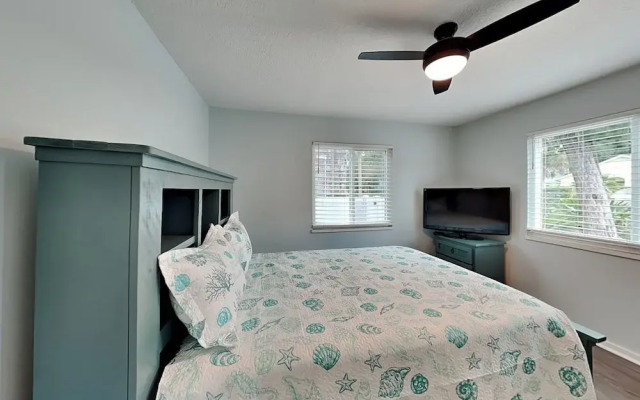 Beach House Lower