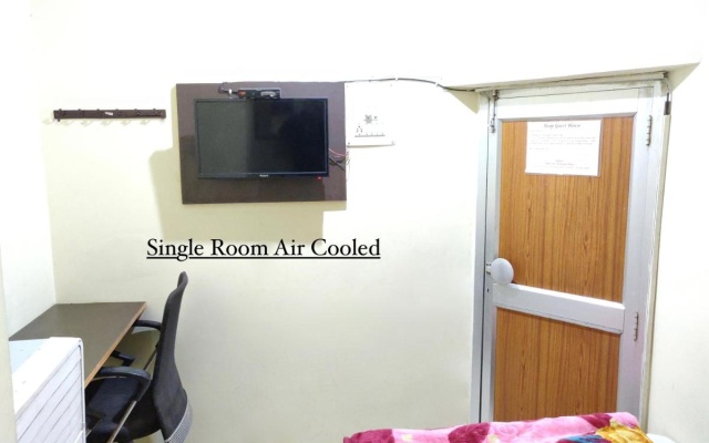 Roop Guest House