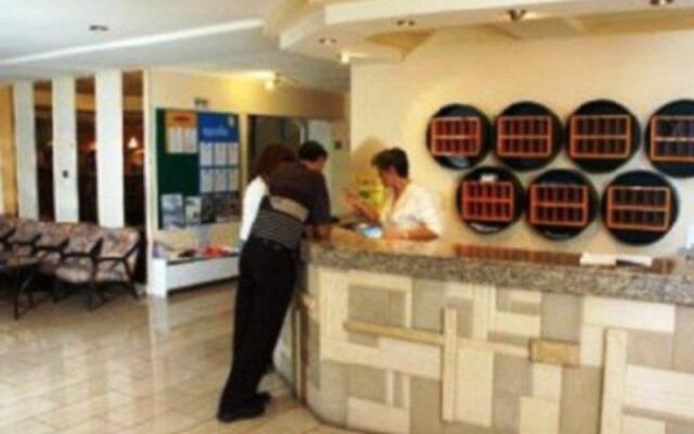 Carina Hotel