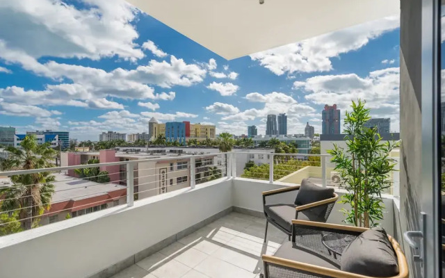VHC Luxury Apartments 538 Apt #401