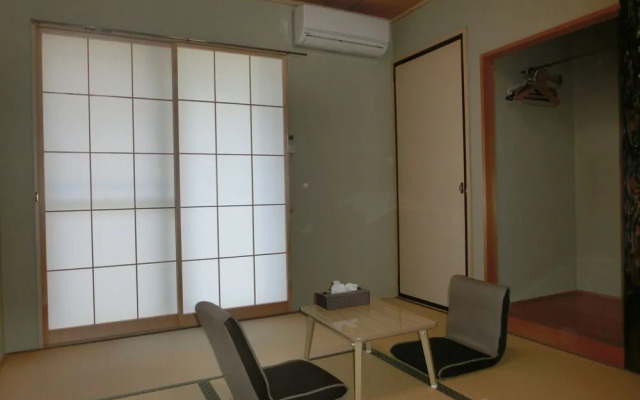 Guesthouse Asobigokoro Fukuoka Dazaifu - Hostel