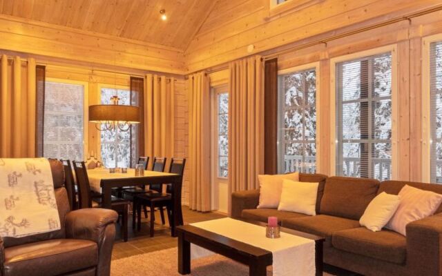 House  Salla