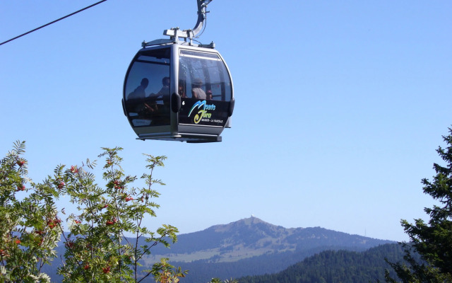 VVF Villages « Les Monts du Jura » Lélex