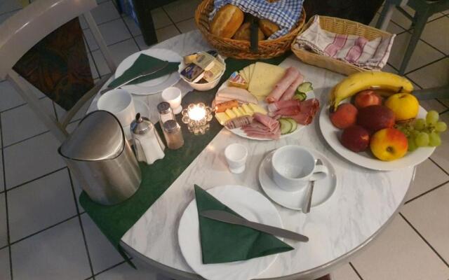 Numero1-Pension und Cafe