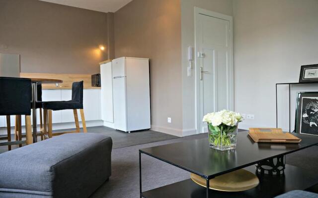 Little Suite - Acacias