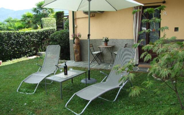 Monolocale in casa con giardino