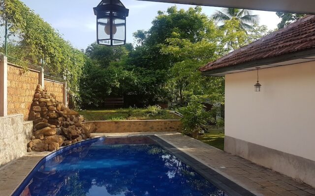Siriniwasa Villa Induruwa