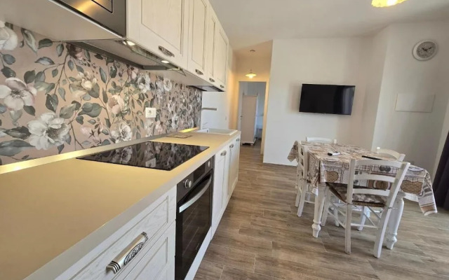 Home Geranio With Private Garden