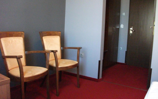 mHotel