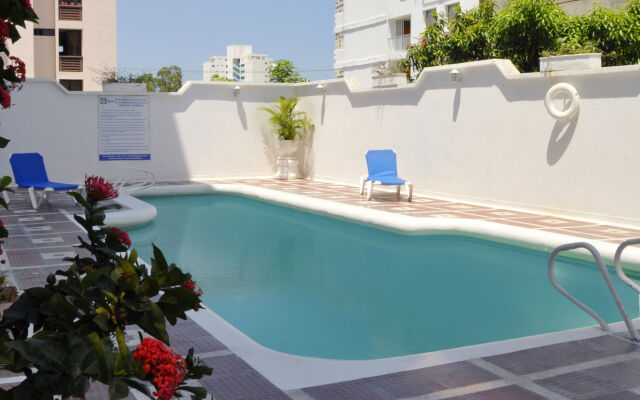 Axis Inn by GEH Suites Hotel