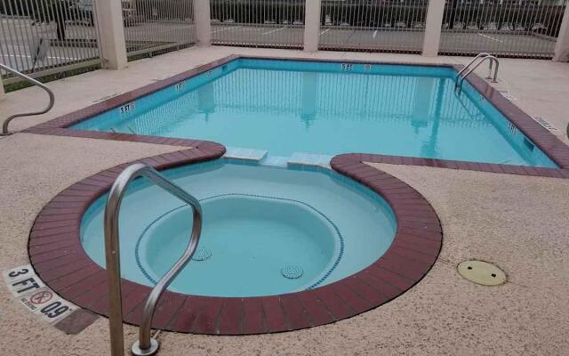 HomeBridge Inn and Suites