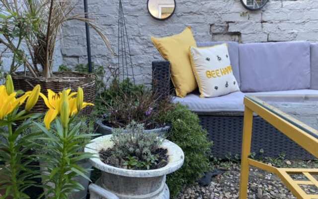 Refurbished 3 Bed House in Manchester