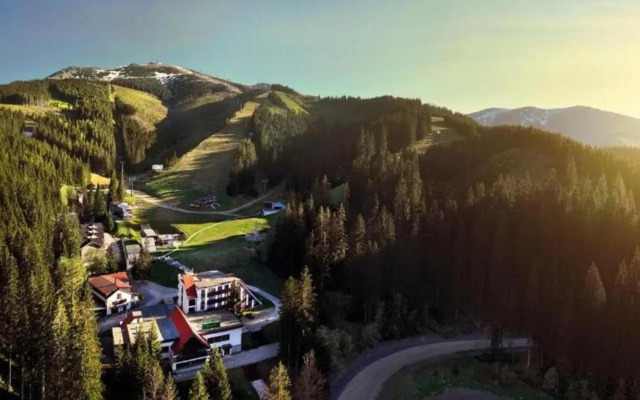 Hotel Ski Zahradky & Bungalovs