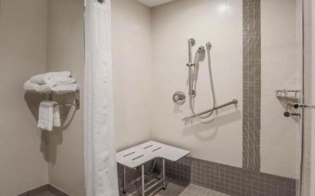 Hyatt Place Waco - South
