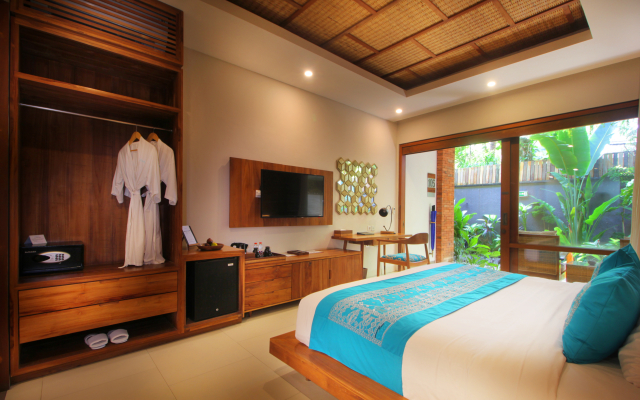 Sagara Candidasa by AHM