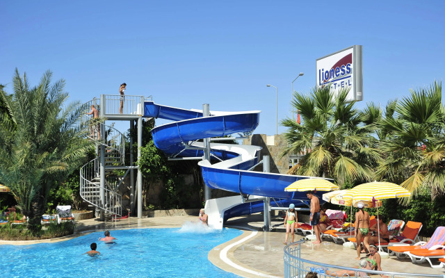Lioness Hotel