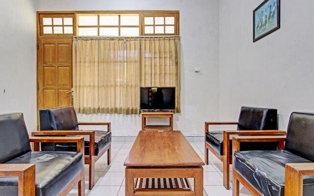 OYO 92885 Satriafi 2 Hotel