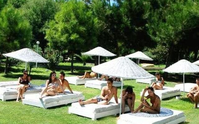 Flora Suites Hotel - All Inclusive