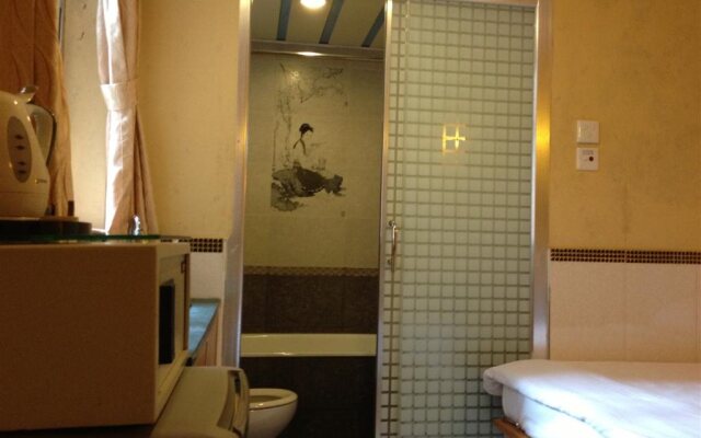 Comfort Lodge, Hong Kong
