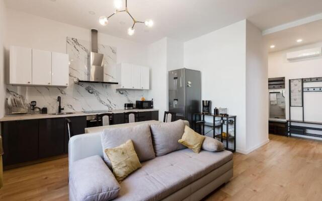 Luxury and New apartment just near Opera House PC8