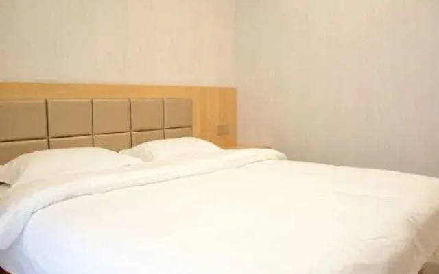 Taiyuan Xiaodian Premium Hotel