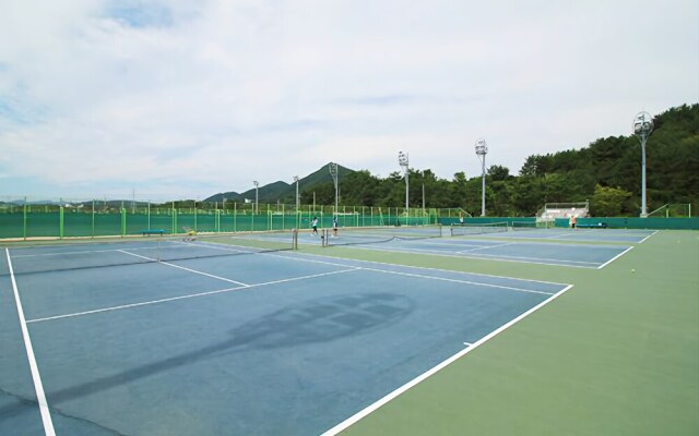 Tongyeong Paper Island Pension
