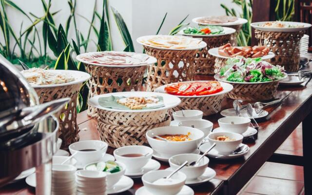 Riverside Bamboo Resort - Hoi An