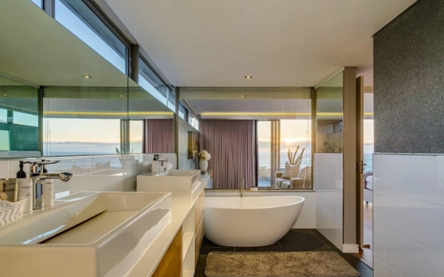 Incredible Camps Bay Villa With Five Bedrooms and Private Pool The Cheviots