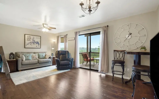 18th Fairway View - Club Amenities