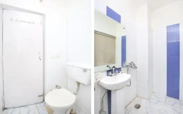 OYO 5906 Hotel Skyfox