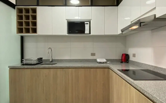 Incredible 3BR With Balcony in Miraflores