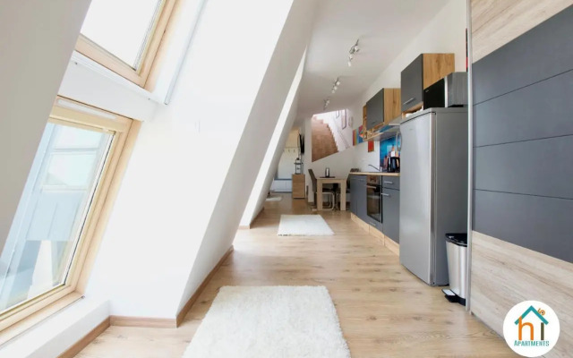 Premium Apartment by Hi5 - Penthouse studio + rooftop