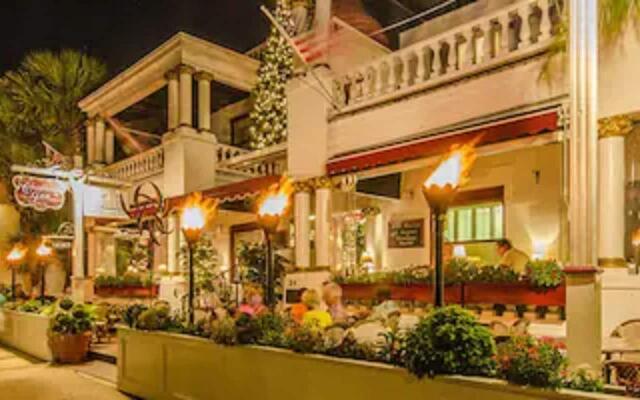 Casablanca Inn on the Bay