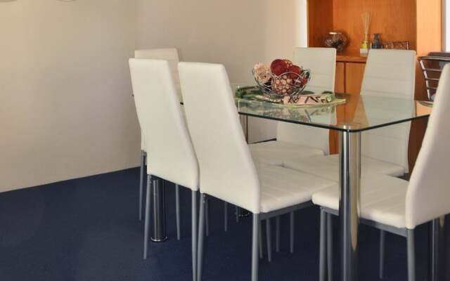 Parkview, Unit 16, 11 Catalina Close