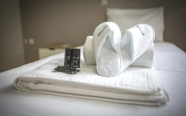 Francis Getaway in Pireaus