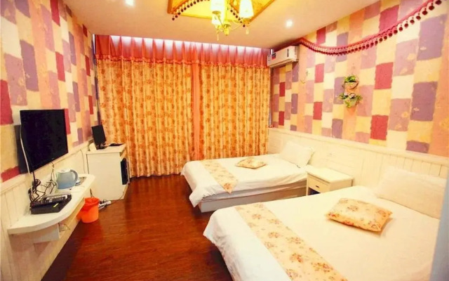 Wuzhen Yishuige Inn