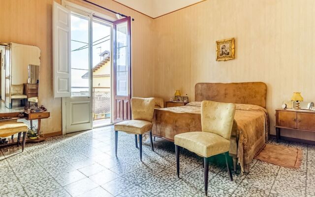 Traditional Holiday Home in Ragalna With Balcony
