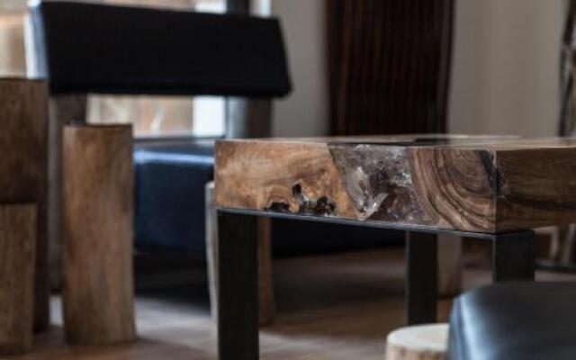 Host & Vinum - Le Clos des Pins