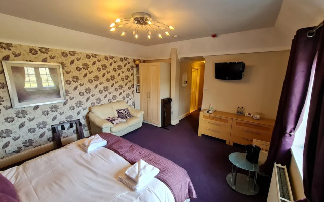 OYO Lavender House Hotel