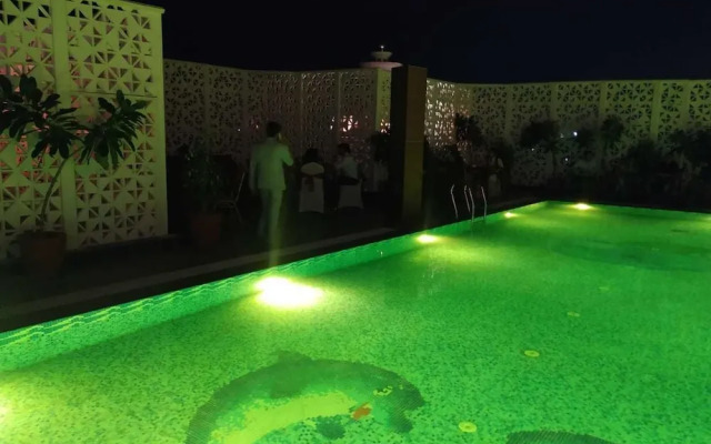 Clarks Premier Millenia Regency