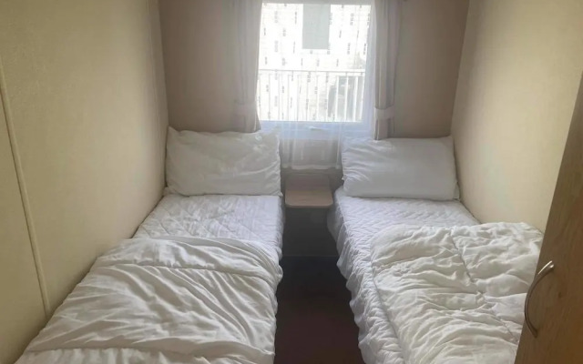 2 Bedroom Caravan in Hunstanton Dogs go Free