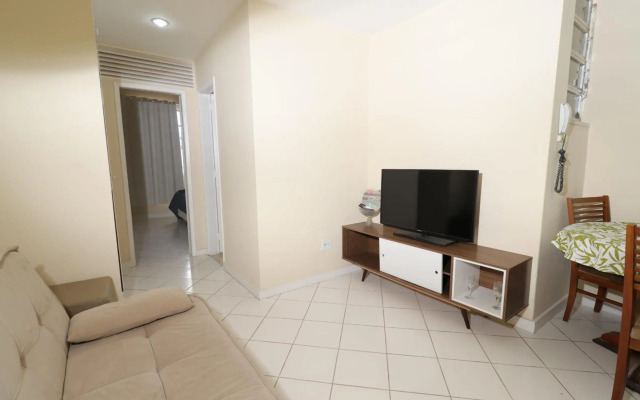 Apartamento mobiliado em Copacabana a 200m da praia