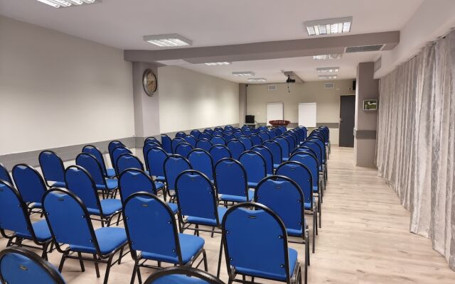 Ararat Hotel