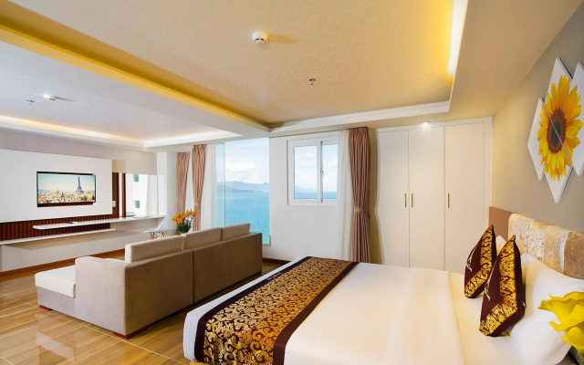 Paris Nha Trang  & Apartment